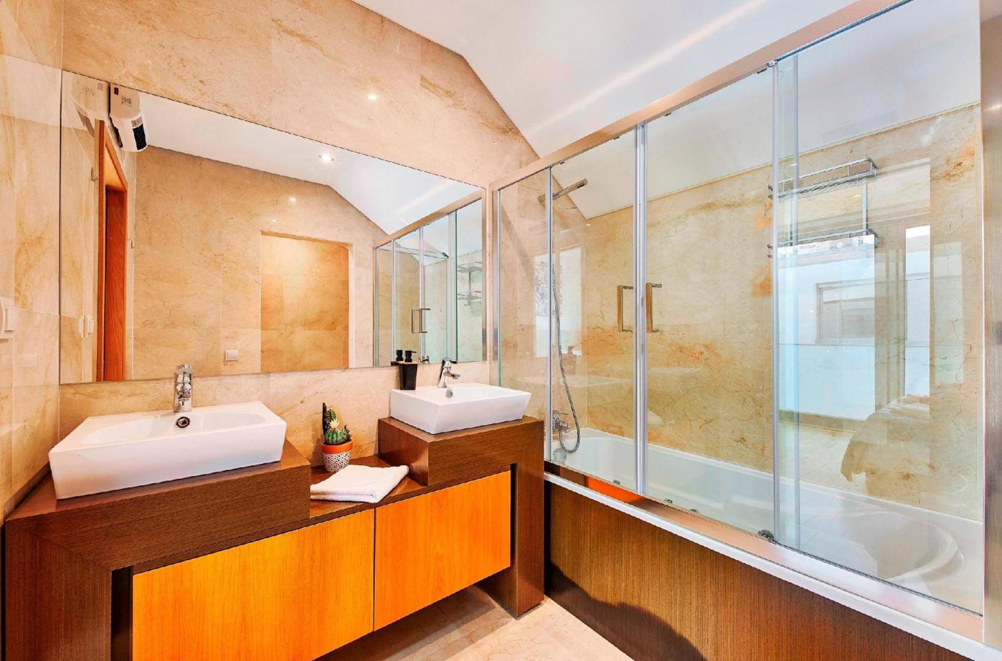 Villa Stylish Townhouse In Tavira Centre, Shared Pool Exterior foto